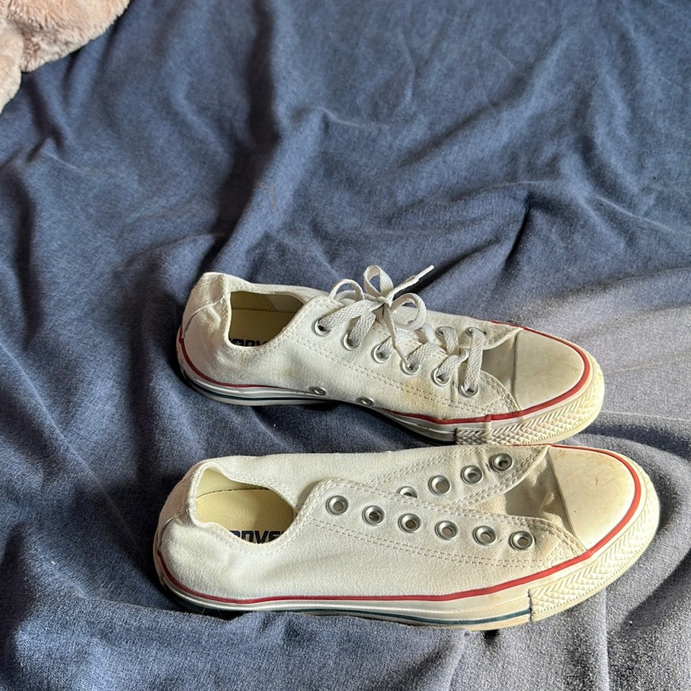 White converse